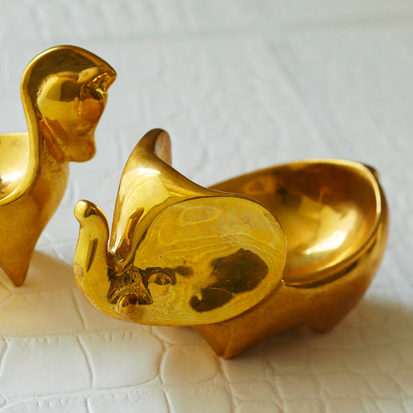 Jonathan Adler Solid deals Brass Elephant Box.