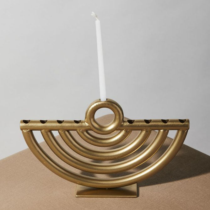 Golda Menorah