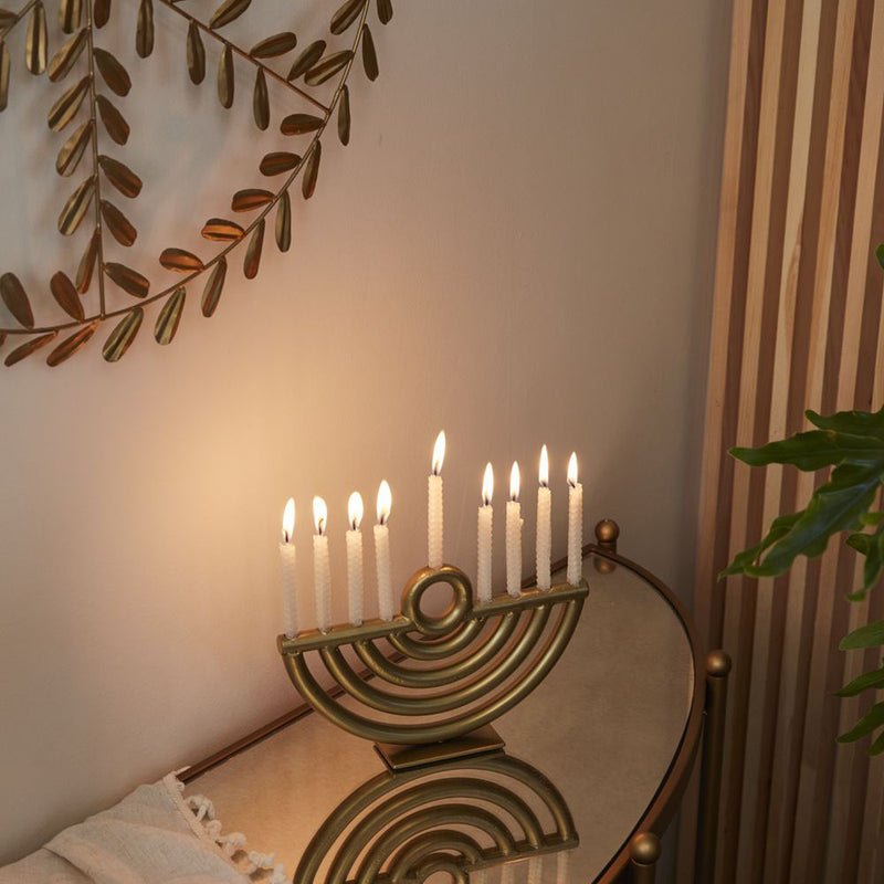 Golda Menorah