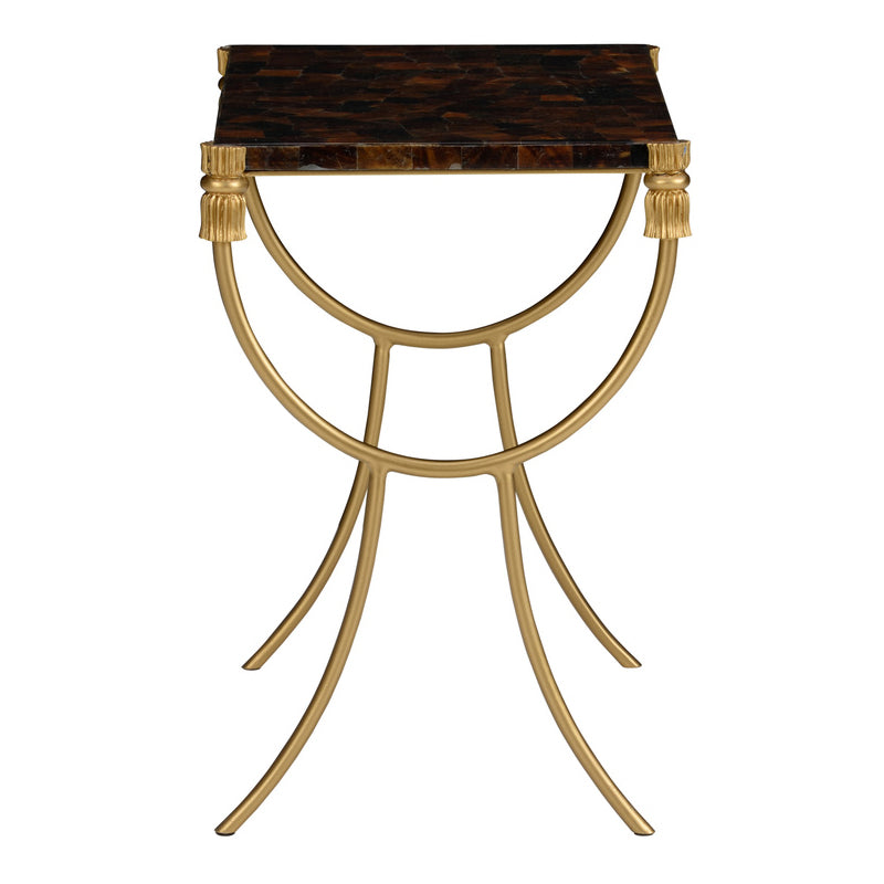 Wildwood Commencement Accent Table