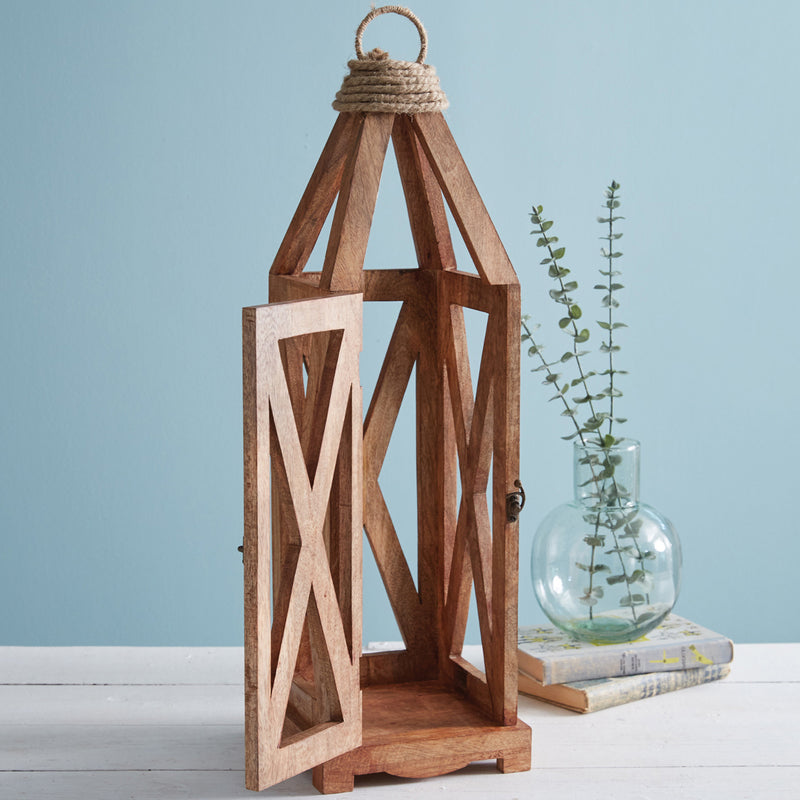 Criss Cross Candle Lantern