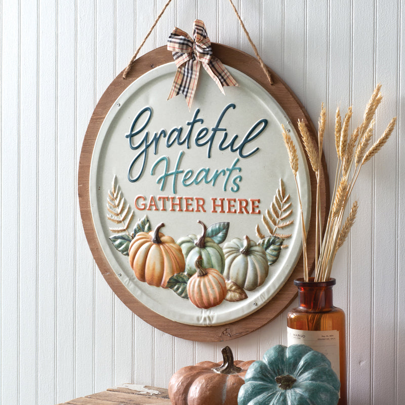 Grateful Hearts Gather Here Wall Art