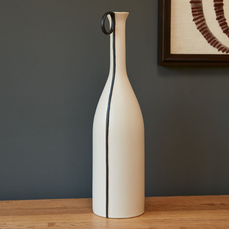 Anita Line Vase