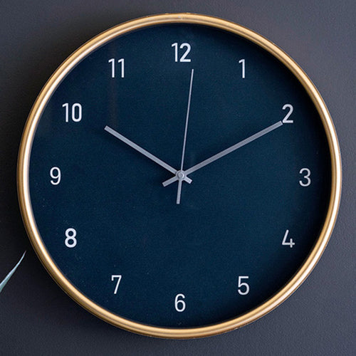 Metal Frame Black Wall Clock