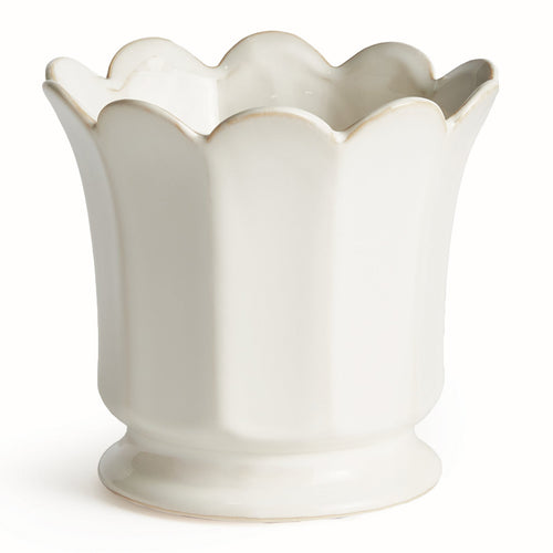 Maline Footed Pot