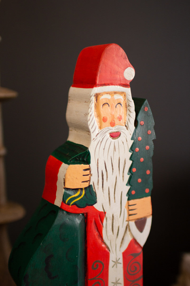 Santa Claus Sculpture