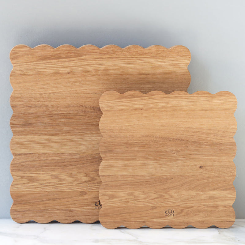 Etu Home Square Scalloped Cutting Board