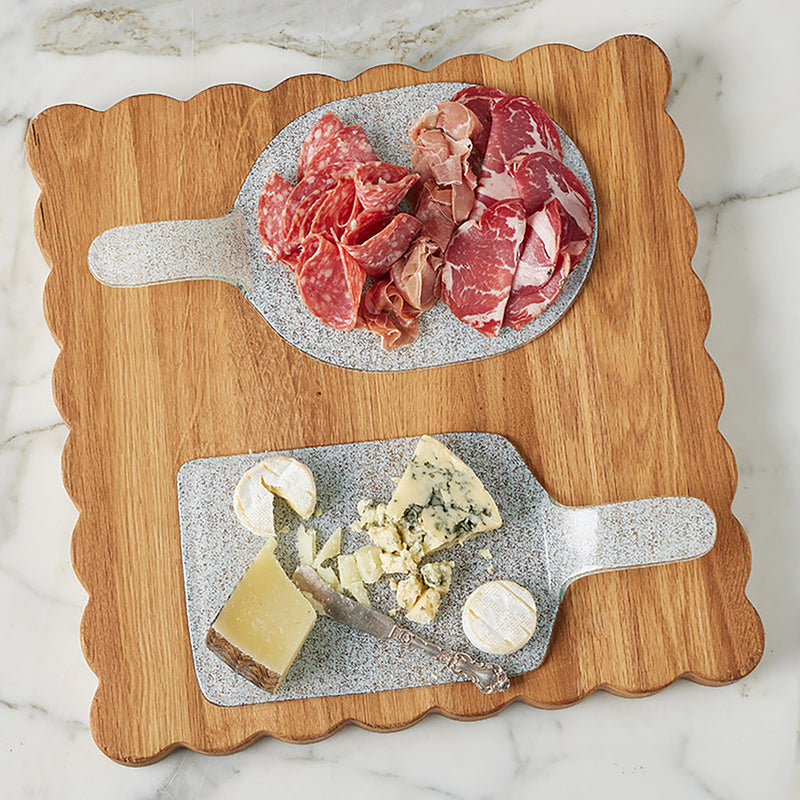 Etu Home Square Scalloped Cutting Board