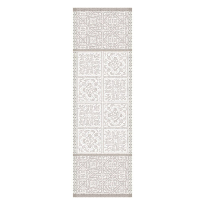 Garnier Thiebaut Harmonie Beige Jacquard Tablerunner