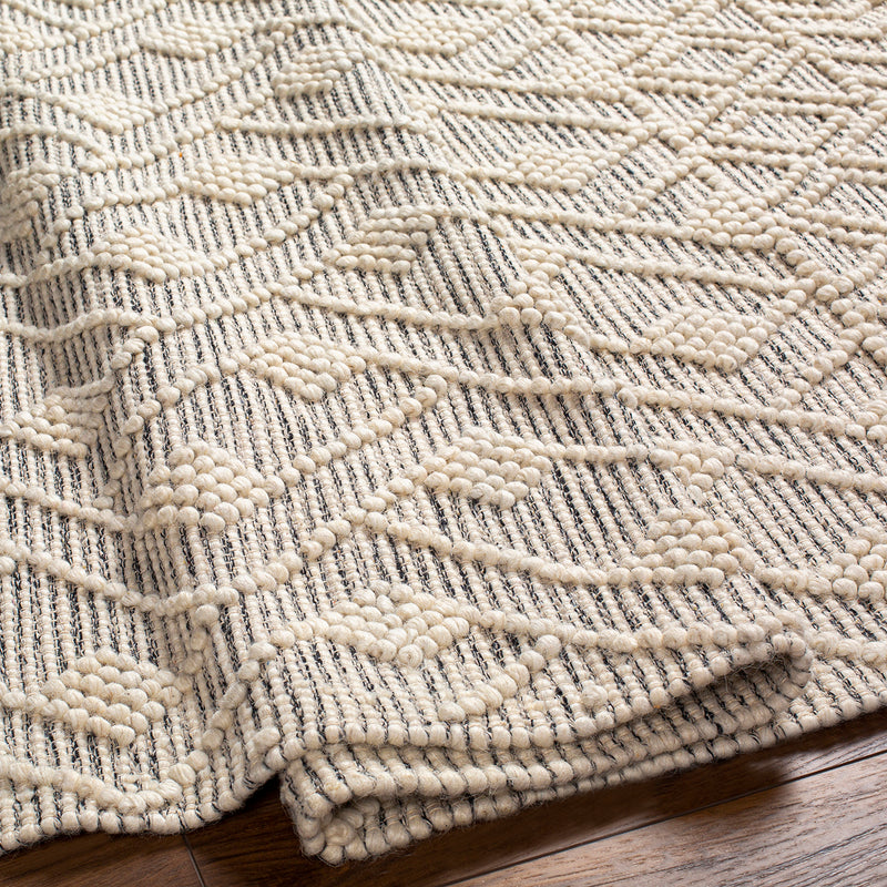 Livabliss Hemingway Zigzag Hand Woven Rug