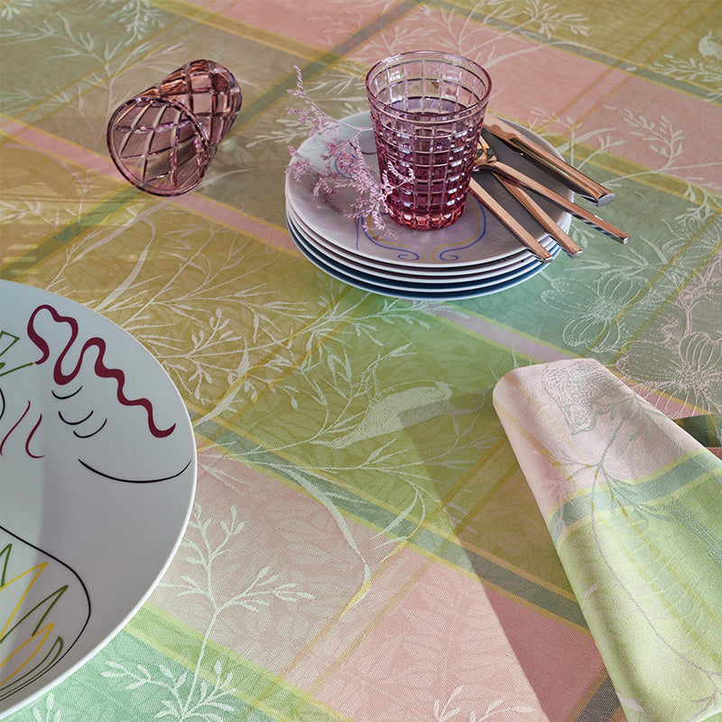 Garnier Thiebaut Mille Printemps Eclosion Jacquard Tablecloth