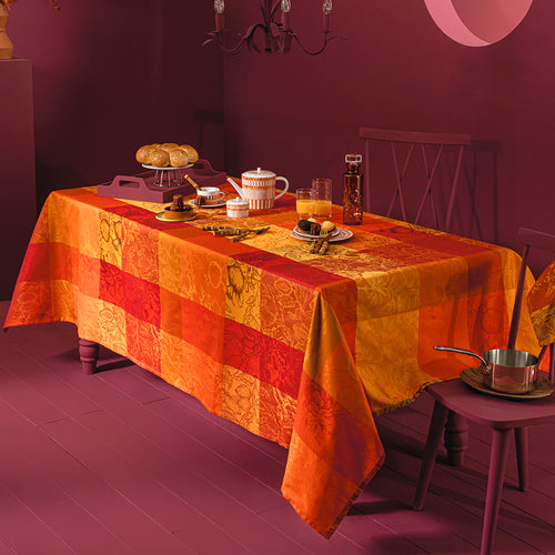 Garnier Thiebaut Mille Senteurs Epices Jacquard Tablecloth