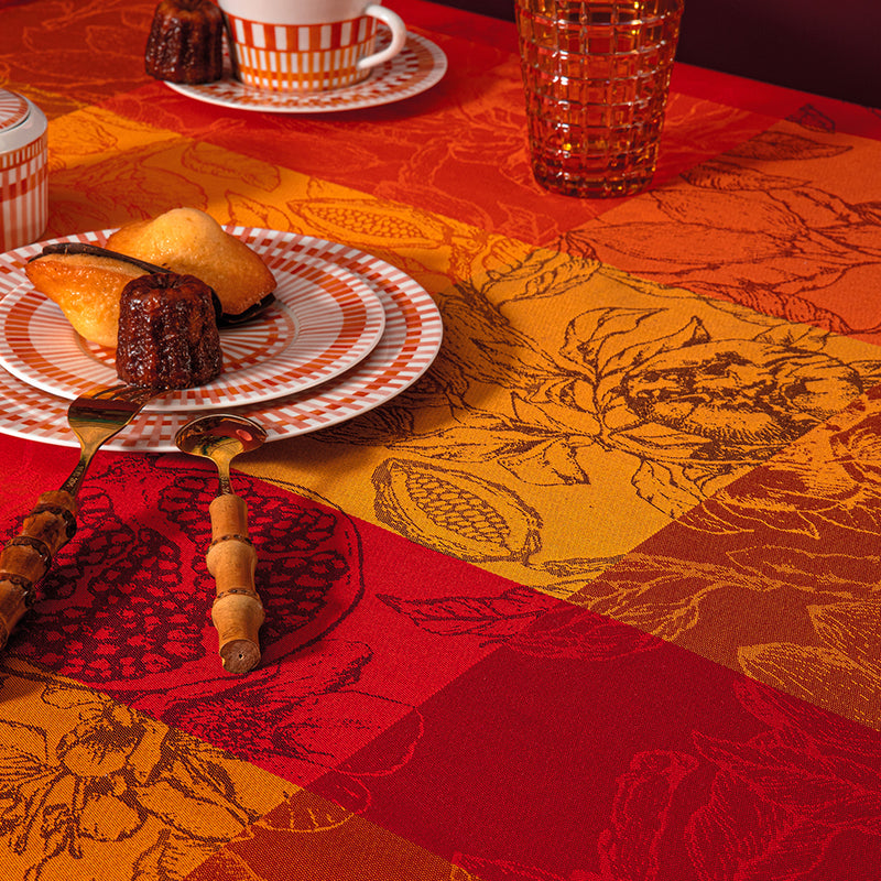 Garnier Thiebaut Mille Senteurs Epices Jacquard Tablecloth