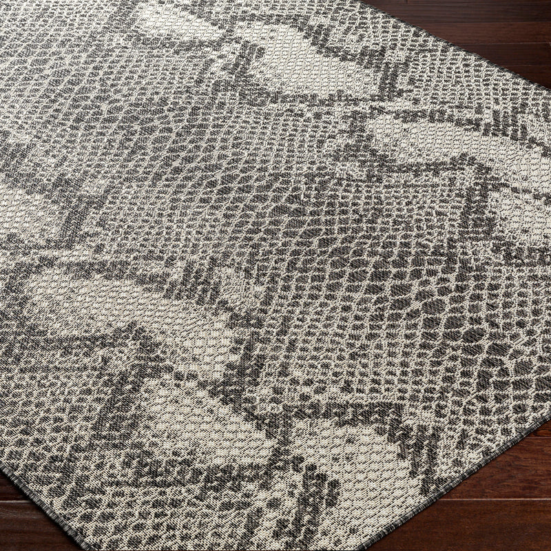 Livabliss Ravello Snakeskin Indoor/Outdoor Rug