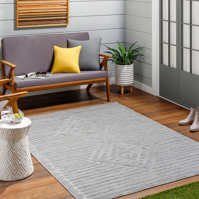 Livabliss San Diego Diamonds Indoor/Outdoor Rug