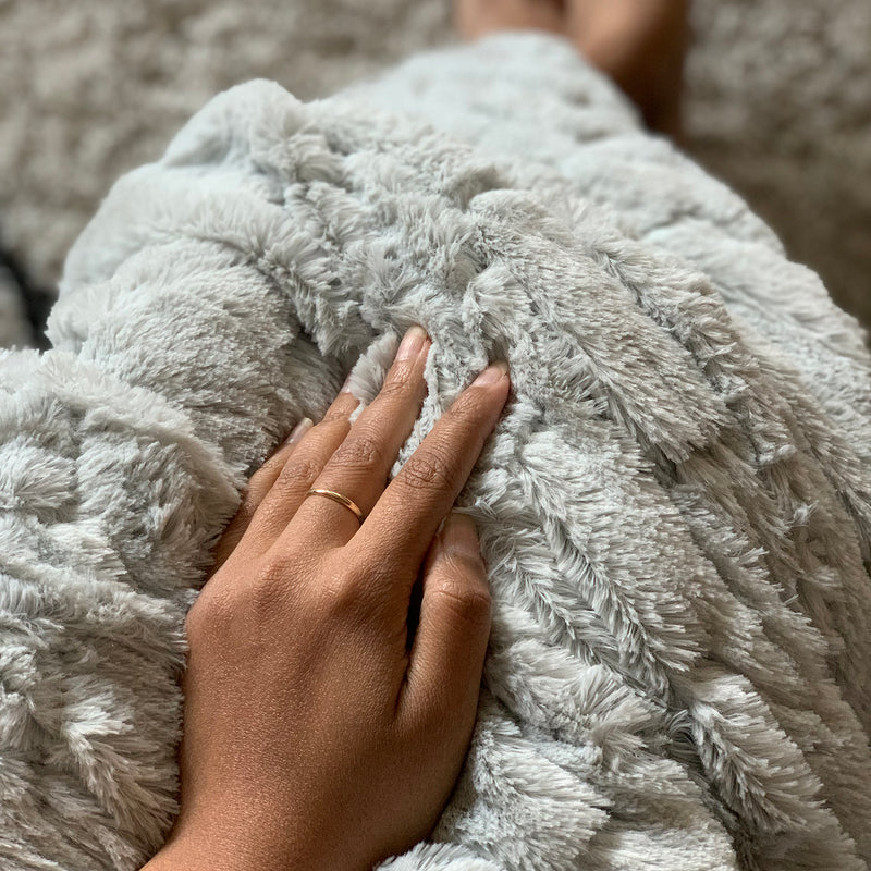 Sierra Faux Fur Throw Blanket