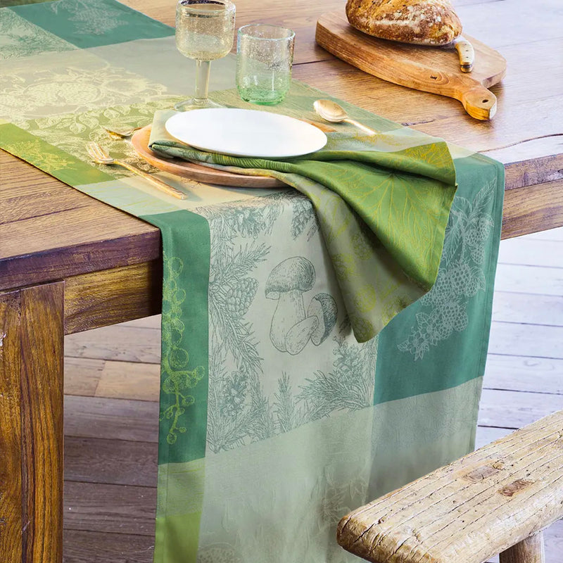 Garnier Thiebaut Mille Bois Dautomne Mousse Jacquard Table Runner