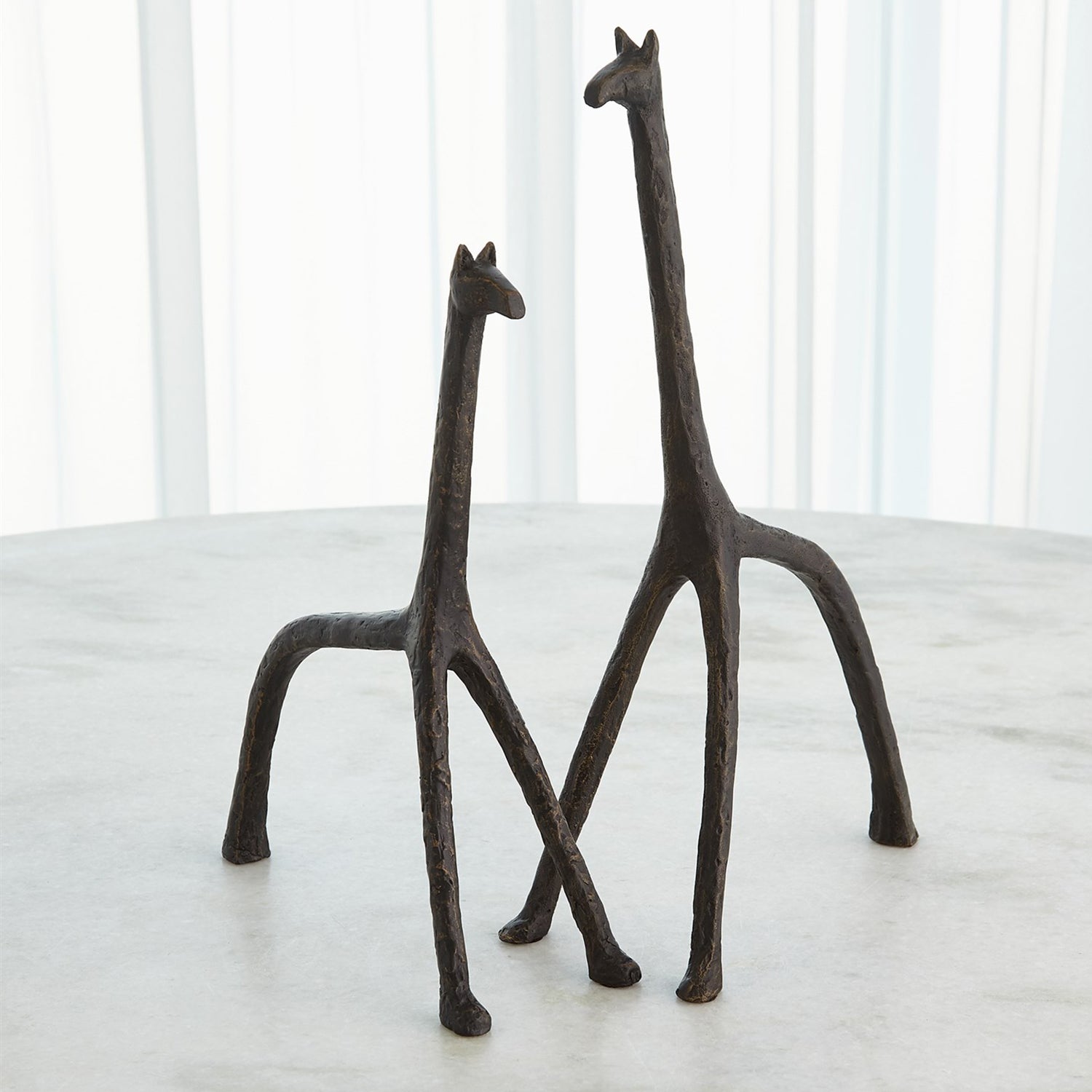 Tall metal authentic cast iron giraffe