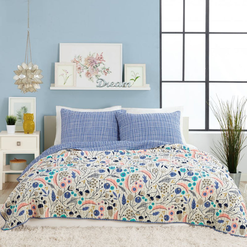 Elizabeth Olwen Wildwood Quilt Set