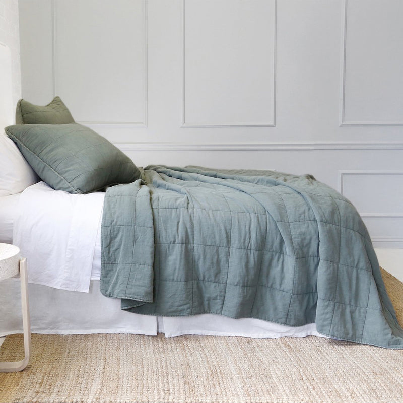 Pom Pom at Home Antwerp Coverlet