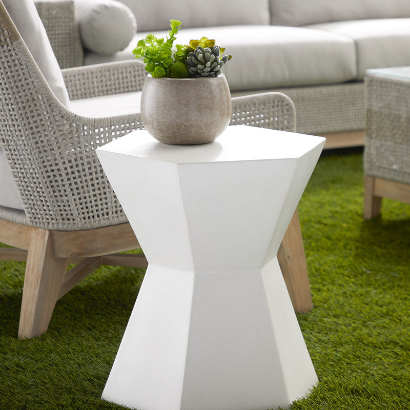 Bento Indoor/Outdoor End Table