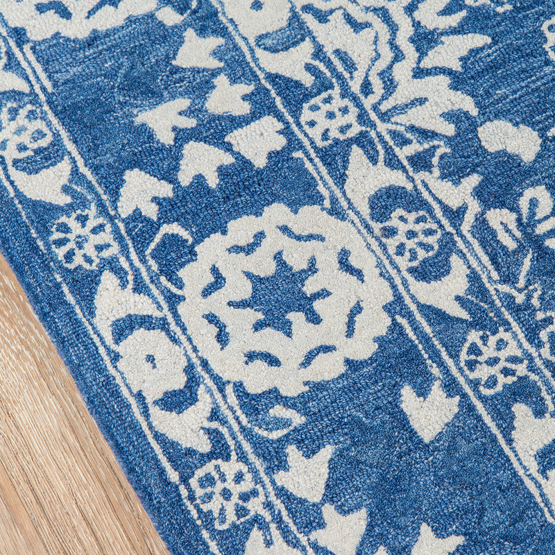 Amira Hand Tufted Rug