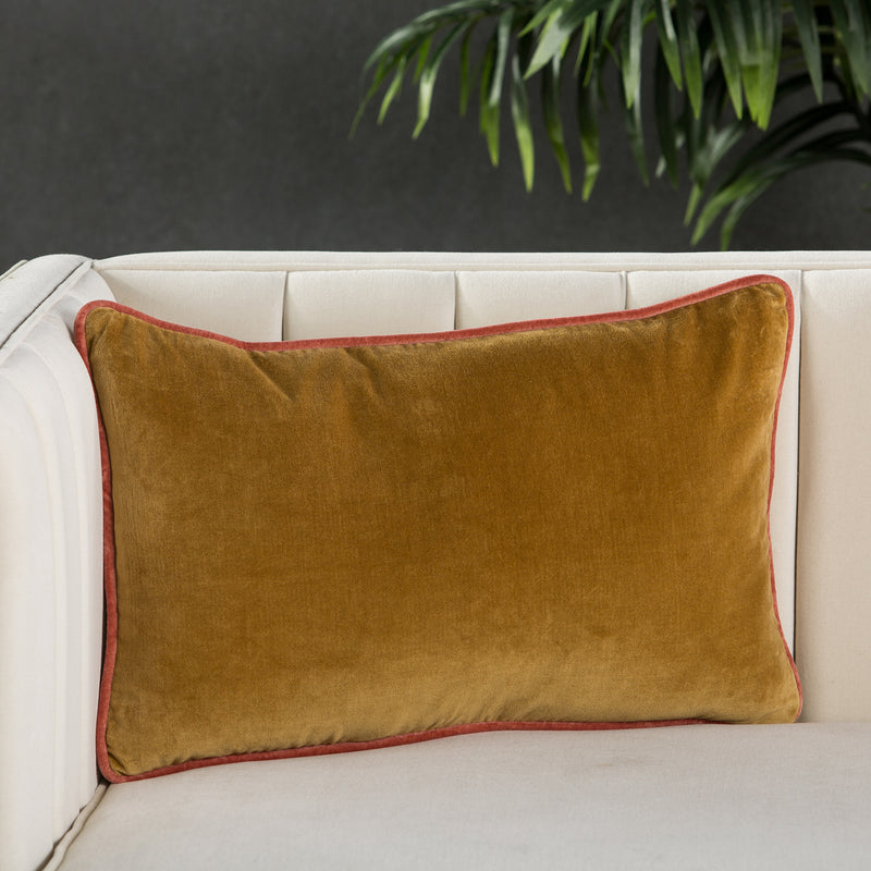 Jaipur Living Emerson Lyla Solid Lumbar Throw Pillow