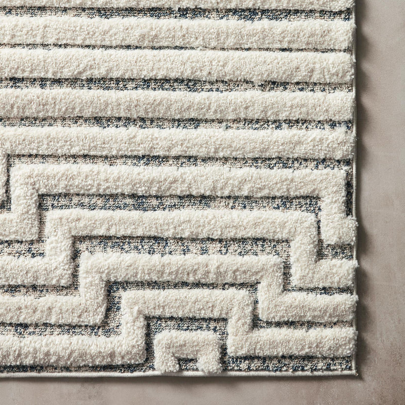 Loloi II Hagen White/Sky Power Loomed Rug