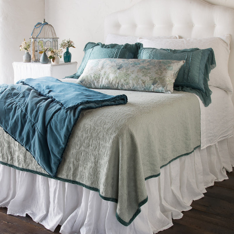 Bella Notte Linen Bed Skirt