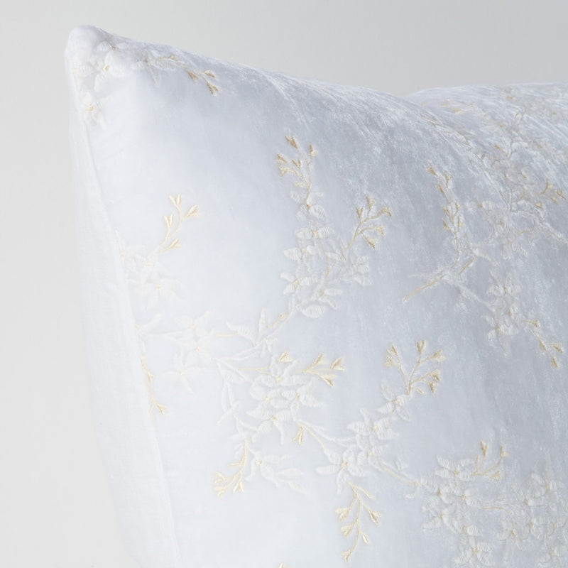 Bella Notte Lynette Accent Pillow