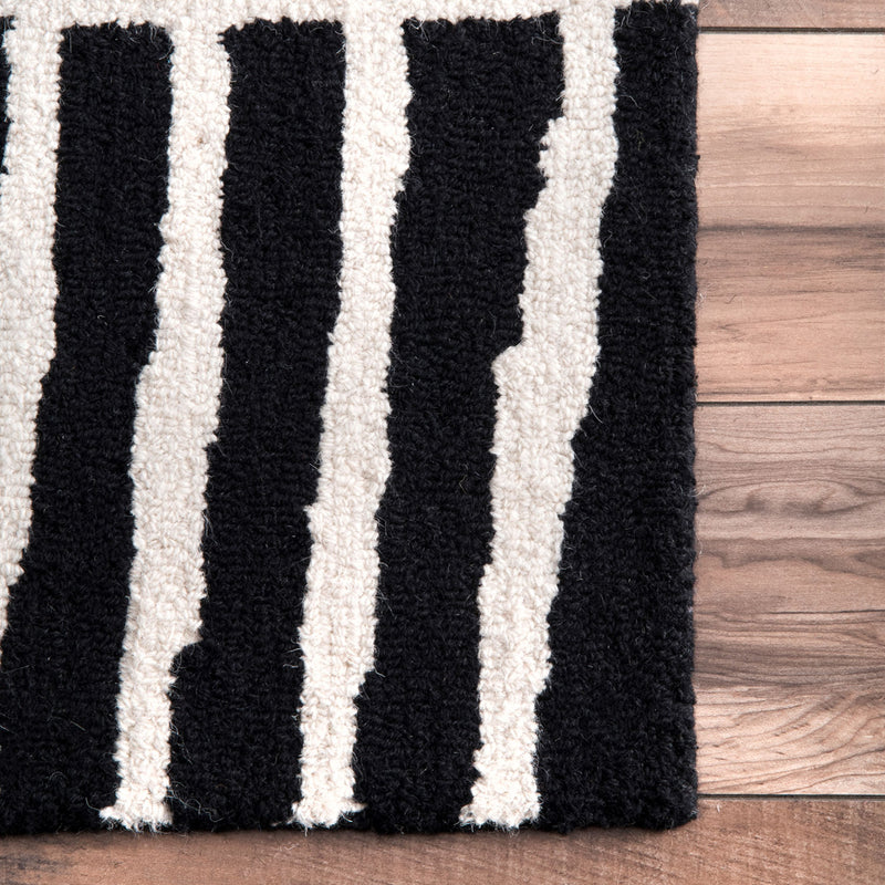 Tracer Hand Tufted Rug