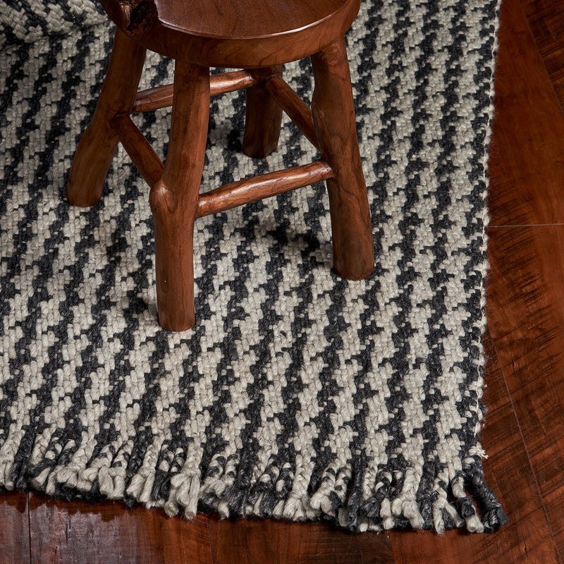 Maui Houndstooth Hand Woven Rug