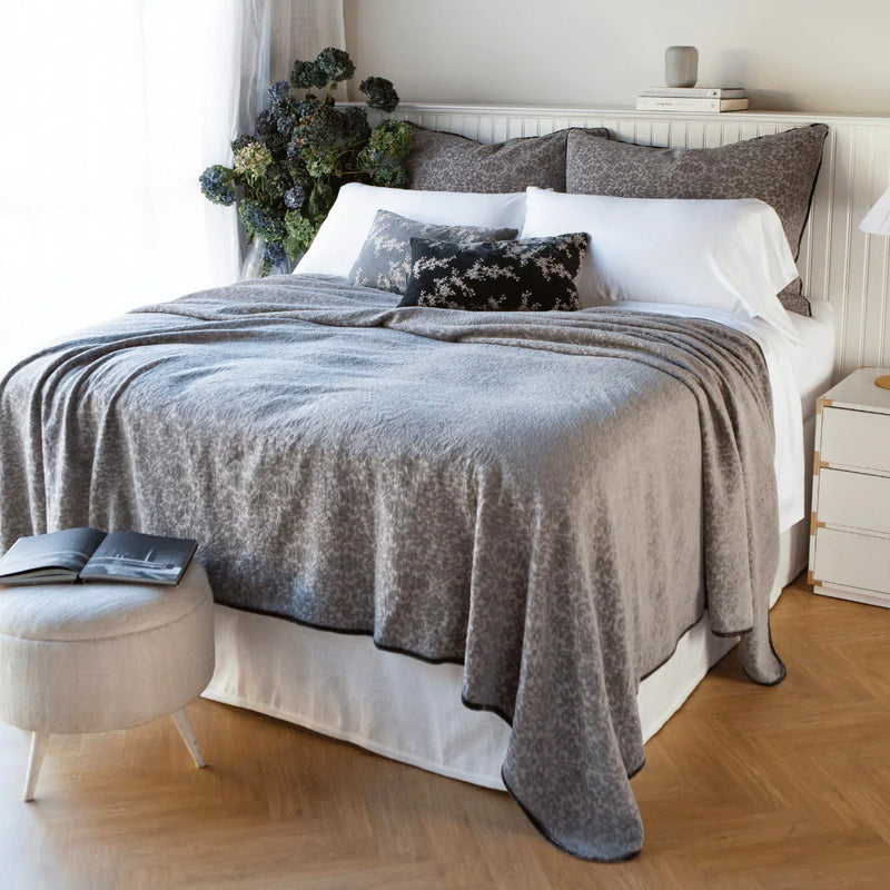 Bella Notte Vienna Coverlet