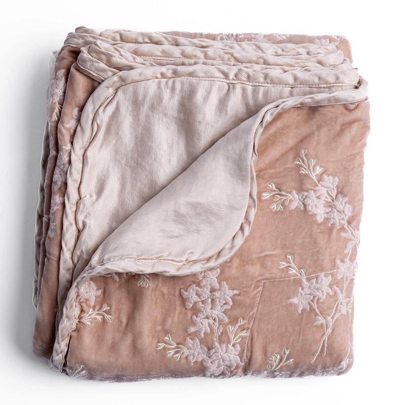 Bella Notte Lynette Throw Blanket