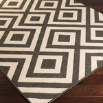 Livabliss Alfresco Diamond Indoor/Outdoor Rug