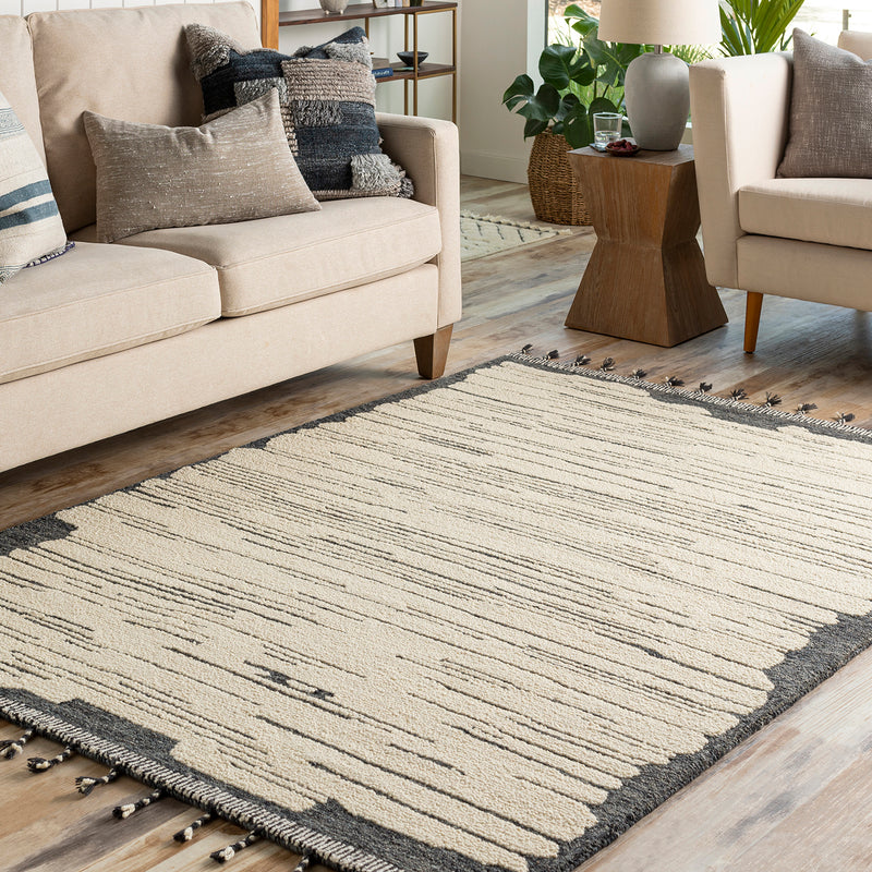 Livabliss Cherokee Bell Hand Tufted Rug