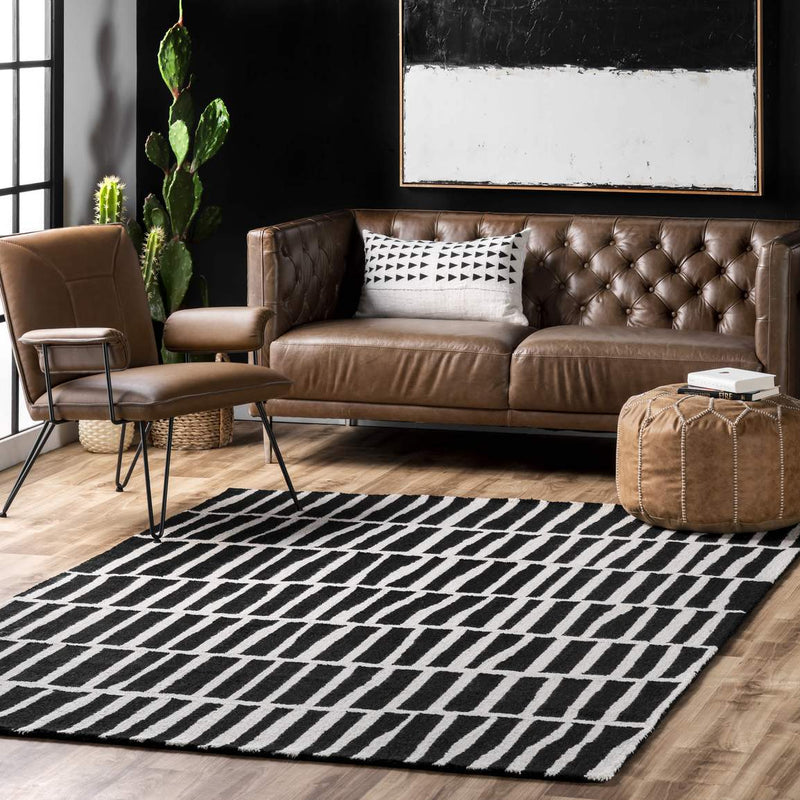 Tracer Hand Tufted Rug