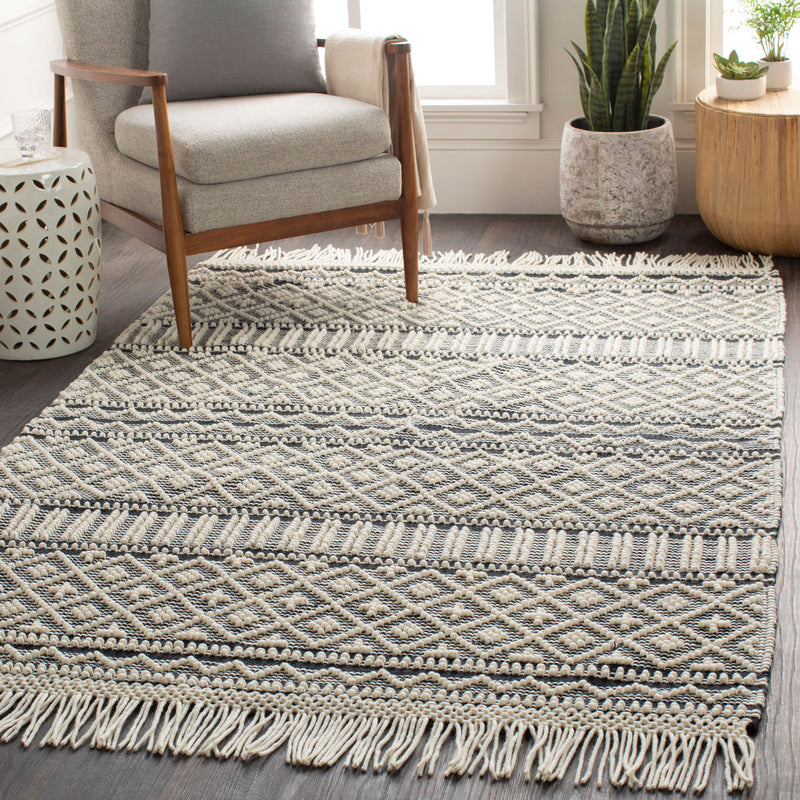 Livabliss Farmhouse Tassel Row Hand Woven Rug